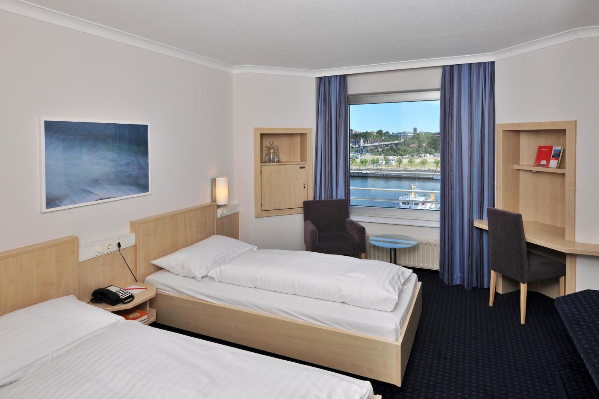 Intercityhotel Kiel Extérieur photo