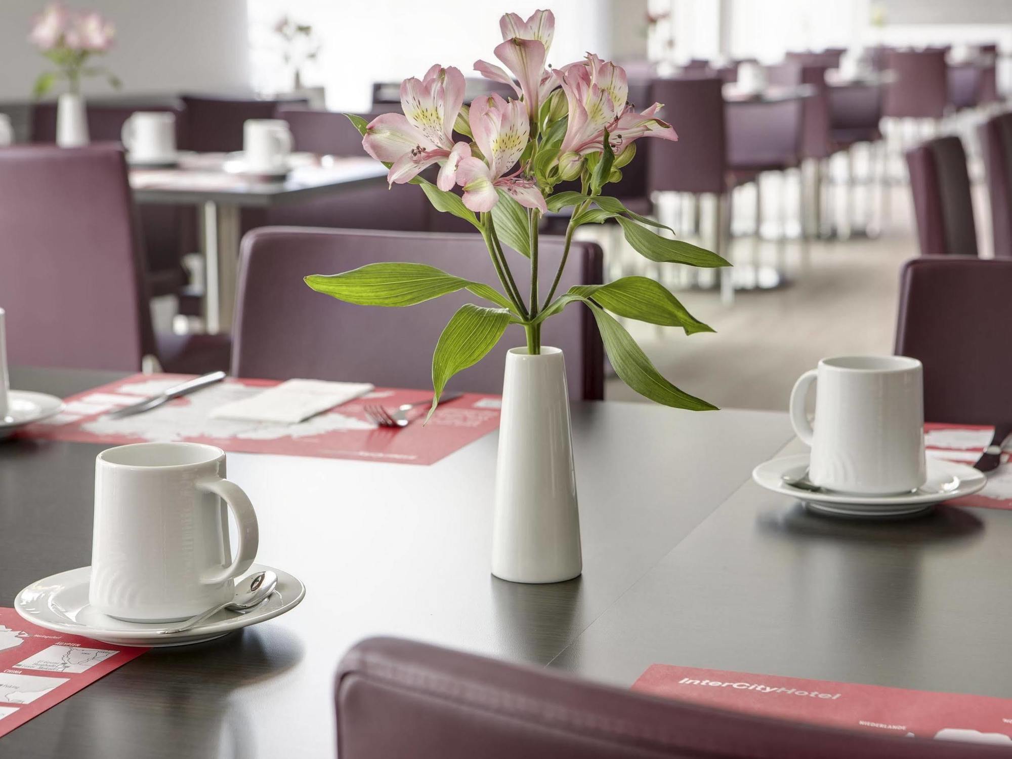 Intercityhotel Kiel Extérieur photo